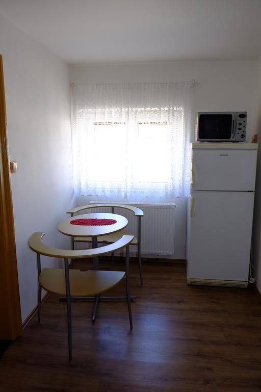 Ubytovani U Maminky Guest House Lednice Ngoại thất bức ảnh